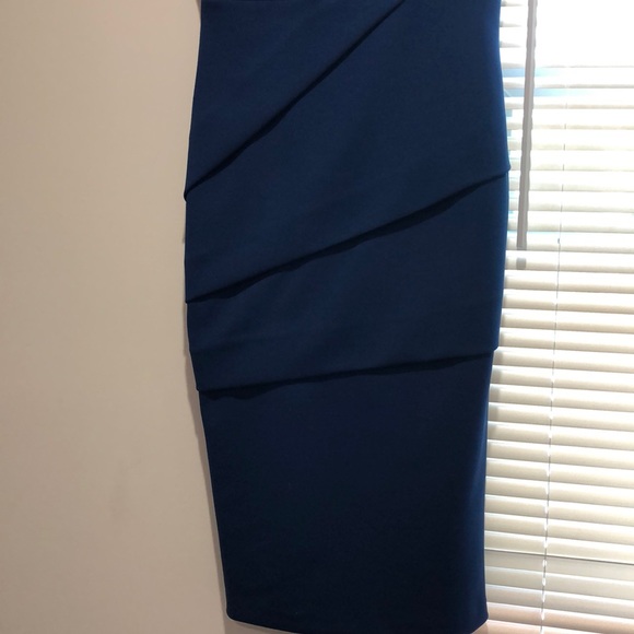 ASOS DRESS 💙 - Picture 3 of 4